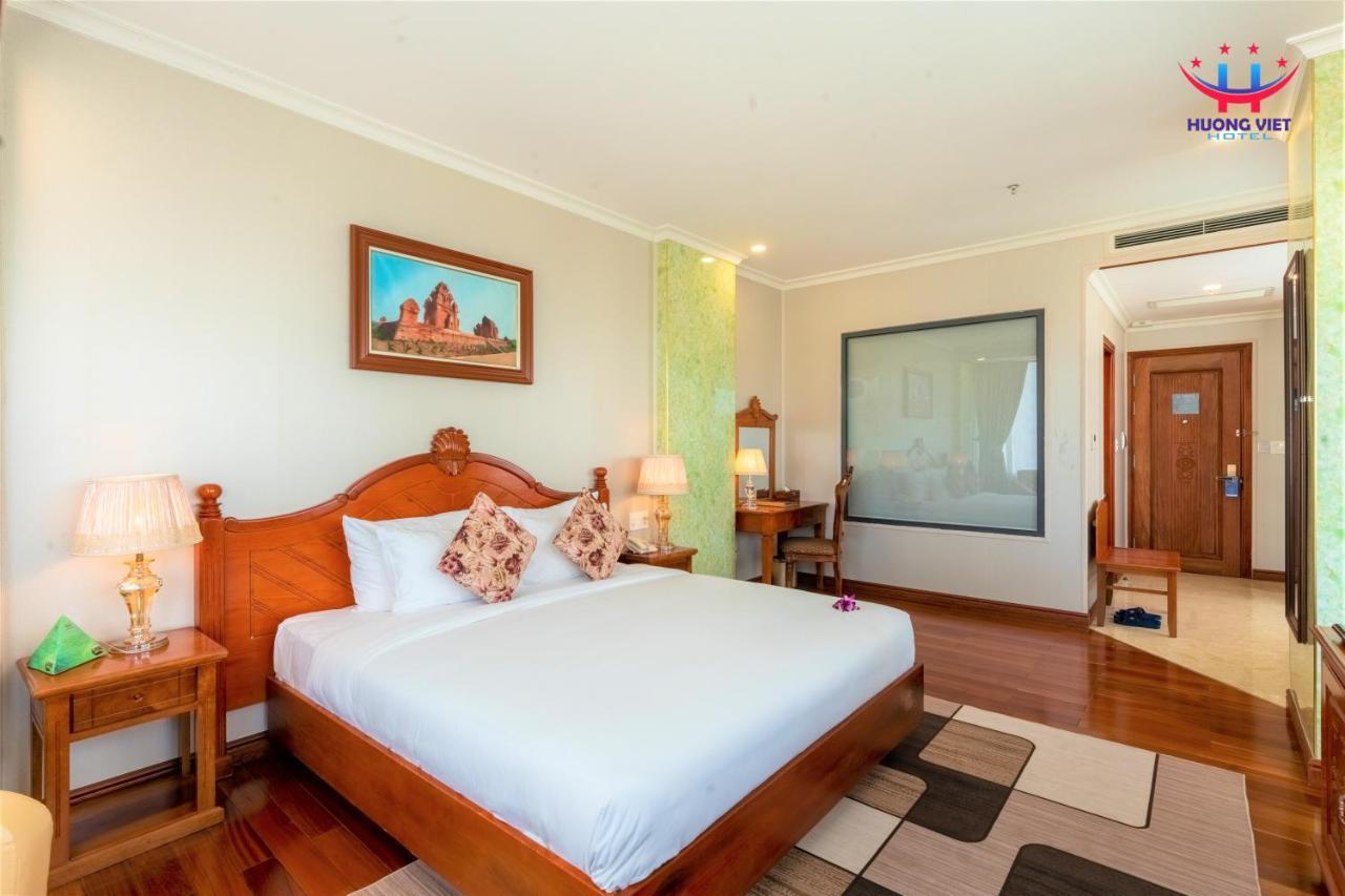 Huong Viet Hotel Quy Nhon - Beachfront Exteriér fotografie